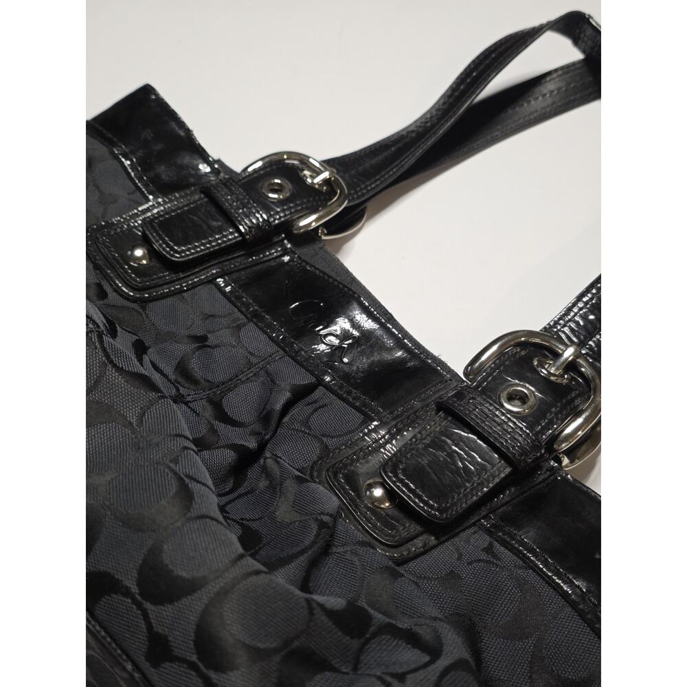 Coach Black Signature C Jacquard Patent Leather Shoulder Bag F13742 - Picture 3 of 16
